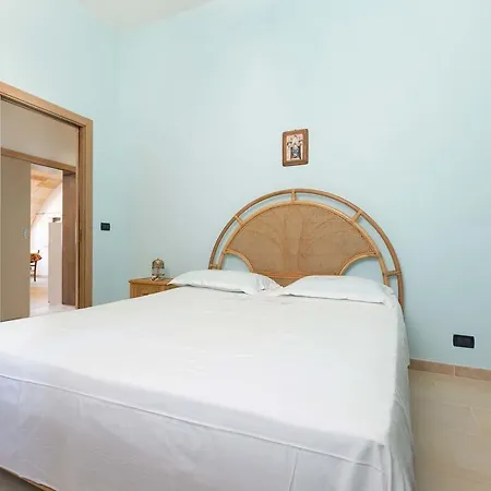 Pajara Li Scaluni Marittima
